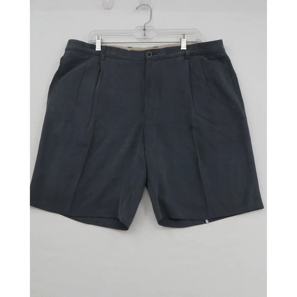 Tommy Bahama Mens 100% Silk Pleated Shorts Charcoal Gray Size 38 Resortwear